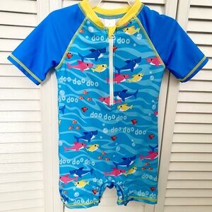 Like-new 3T Baby Shark rashguard swimsuit